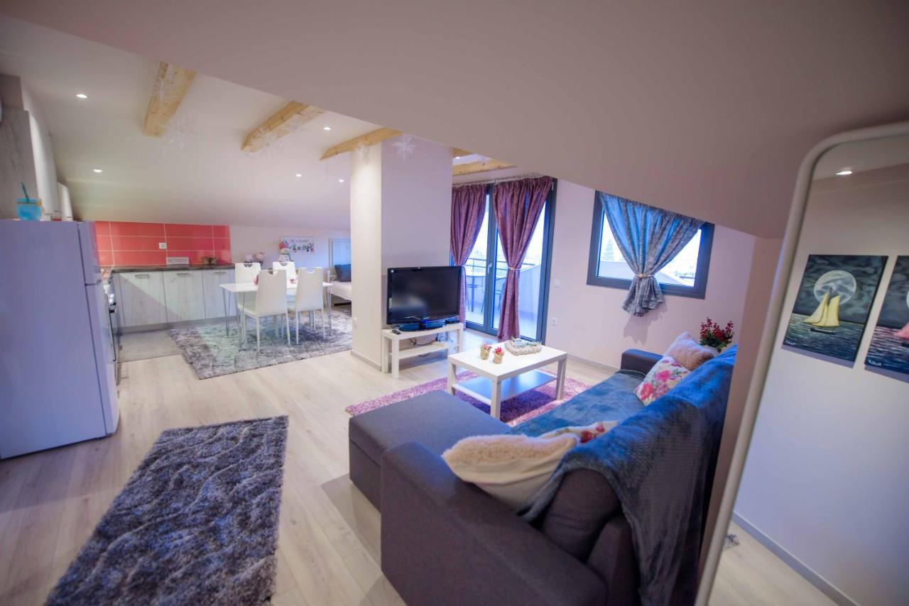 New Loft Polixeni Apartment อิโออันนินา ภายนอก รูปภาพ
