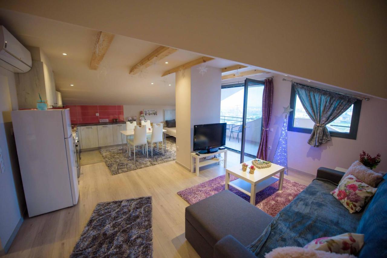 New Loft Polixeni Apartment อิโออันนินา ภายนอก รูปภาพ