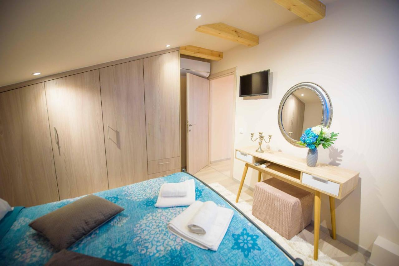 New Loft Polixeni Apartment อิโออันนินา ภายนอก รูปภาพ