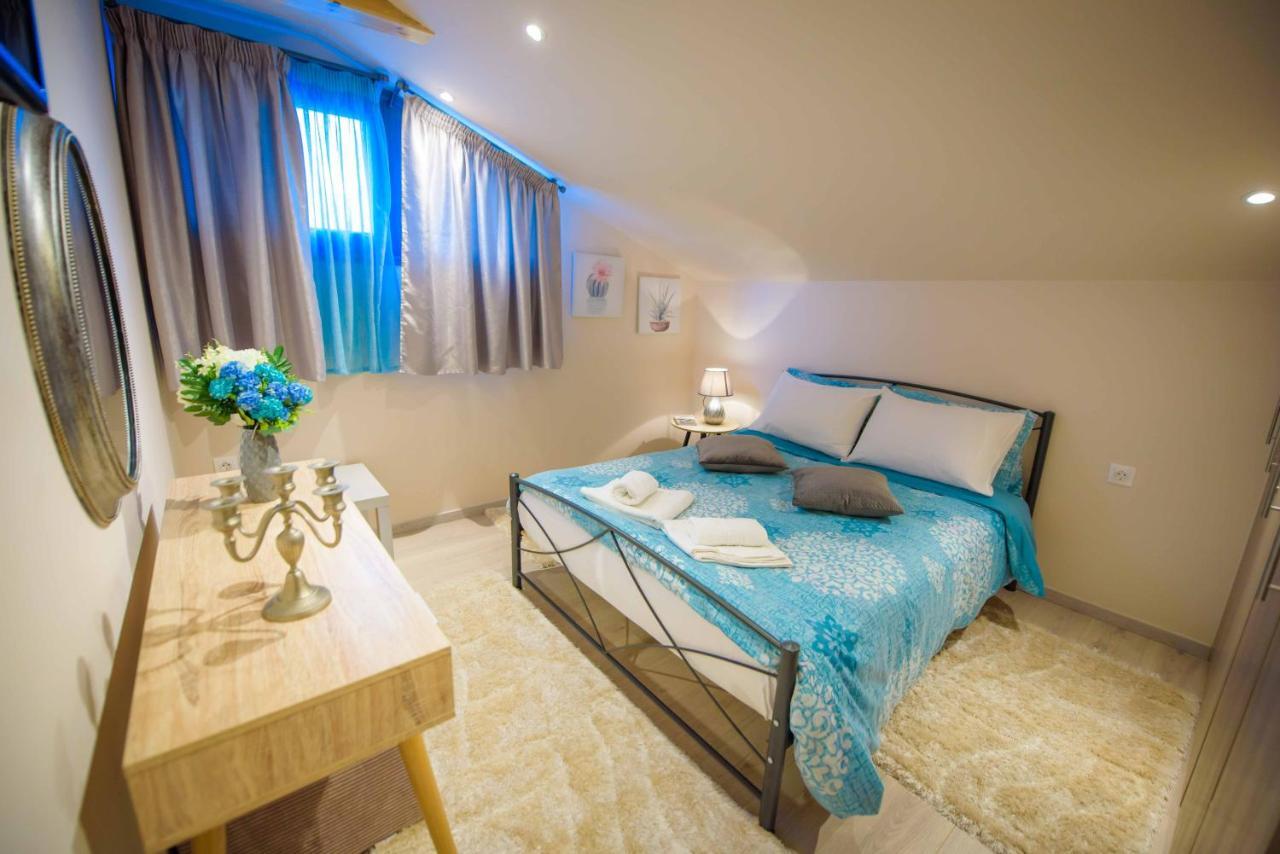 New Loft Polixeni Apartment อิโออันนินา ภายนอก รูปภาพ
